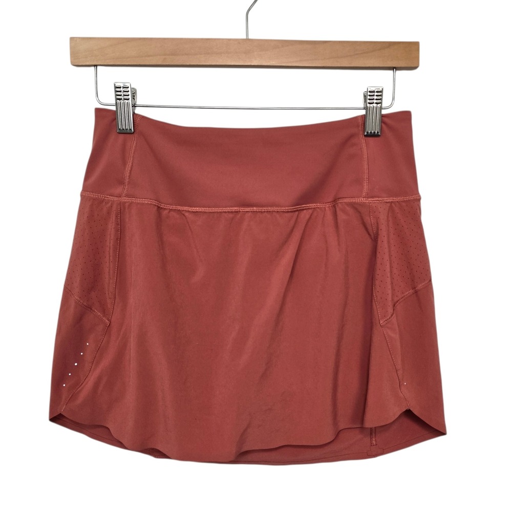 Athleta Run With It 14" Skort Athletic Shorts Womens XS Pink Perforated Tennis
